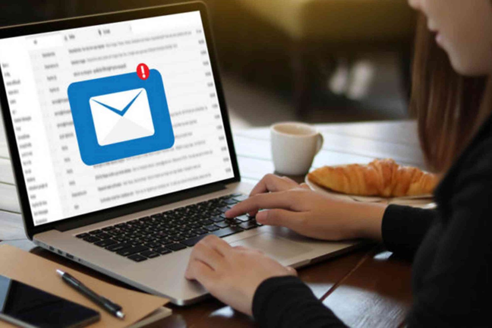 Using Graphic Design for Effective Email Marketing Campaigns.