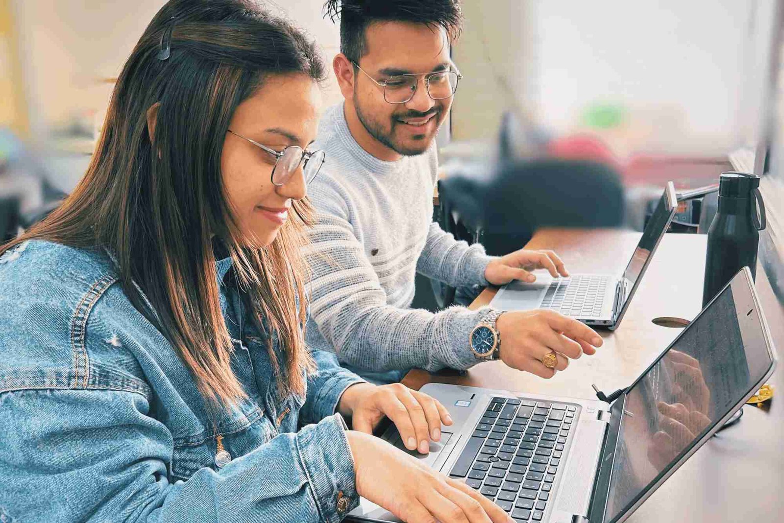 Building Your Vape Brand Through Guest Posting