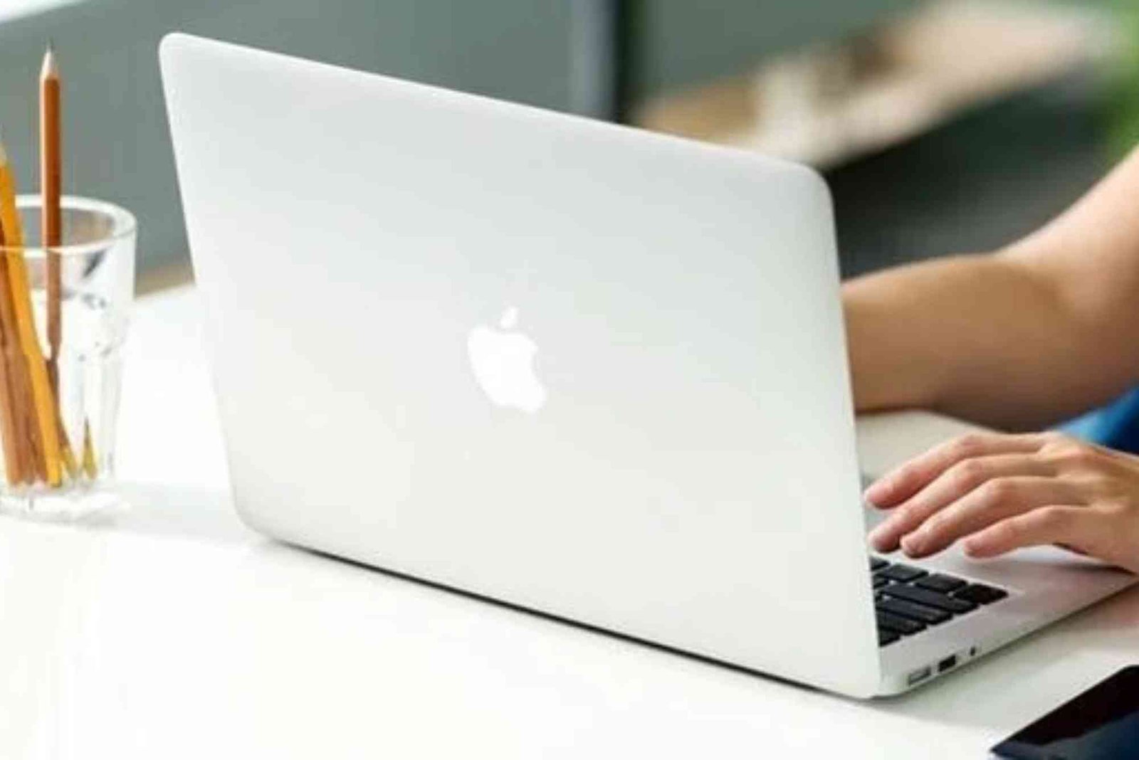 Creating Buyer Guides Through Real Estate Guest Posts