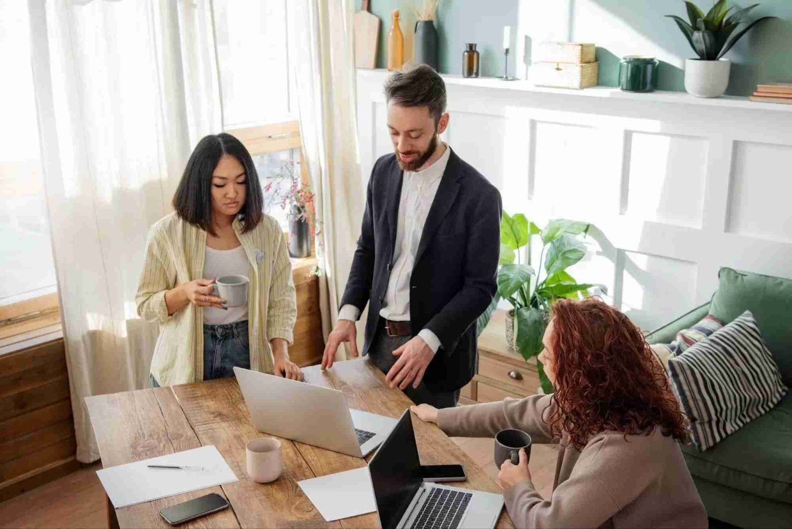 Building a Network Through Collaborative Real Estate Guest Posting